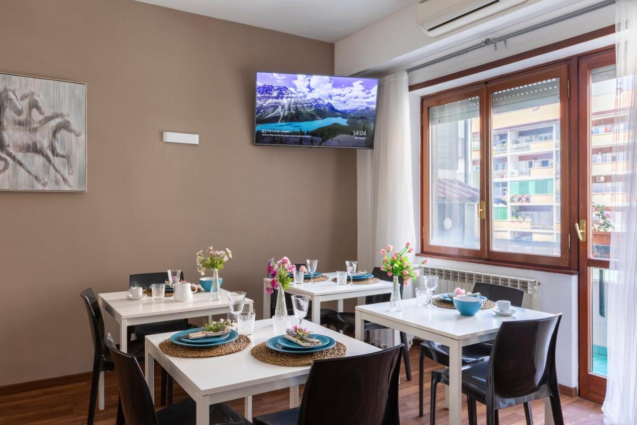 Momo Central Rome 3 エクステリア 写真